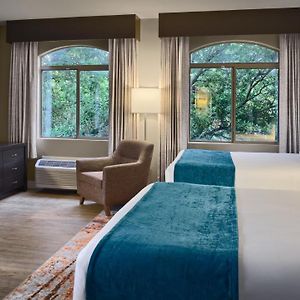 Standard Room Two Queen Beds